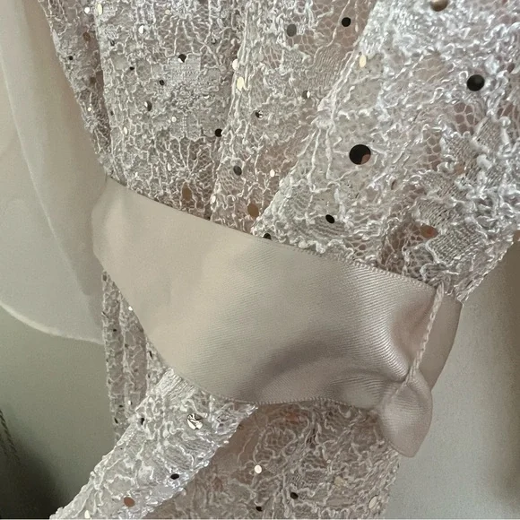 Cream dressy blouse belted sequins lace flowing sleeves. - Picture 8 of 8